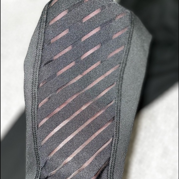 🖤 SHEIN Mesh Insert Pocket Legging 🖤 - Picture 10 of 10